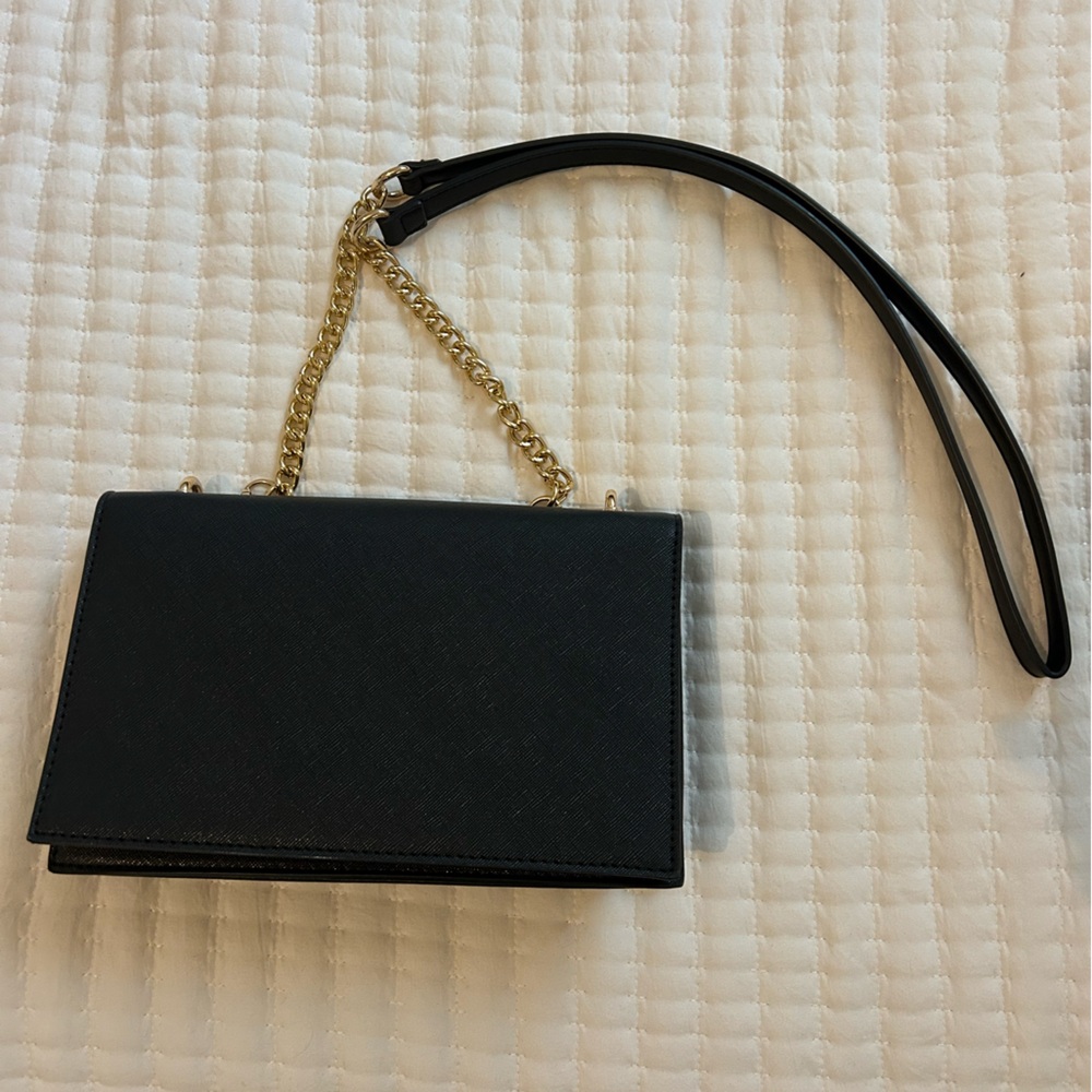 Elegant Black and Gold Women's Cross body bag/purse